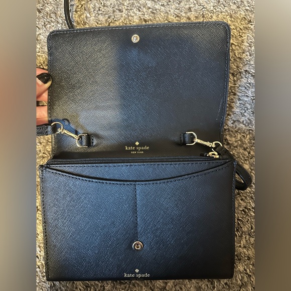 Kate Spade crossbody clutch - Picture 4 of 9